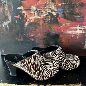 DANSKO Leather Mules Clogs High Heels Cow Hide Zebra Women's Shoes Size 39